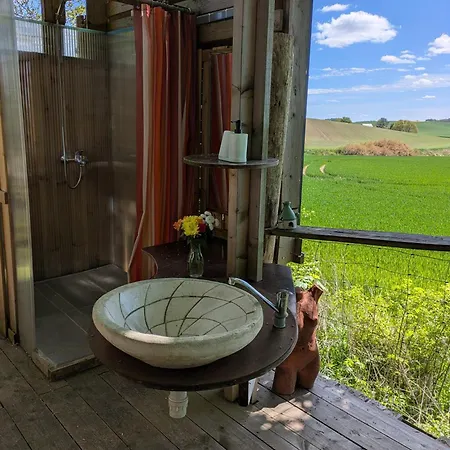 Bauwagen Am Rande Der Welt مكان تخييم *