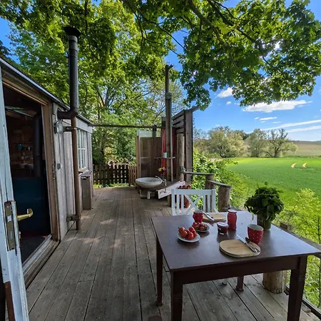 مكان تخييم Bauwagen Am Rande Der Welt Garvensdorf