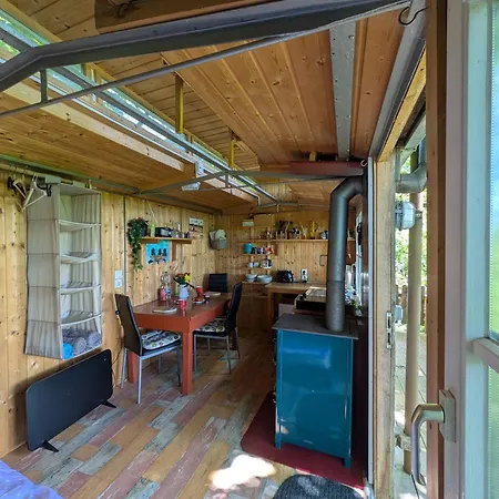 Bauwagen Am Rande Der Welt * Garvensdorf