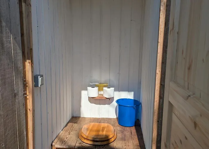 Bauwagen Am Rande Der Welt Camping